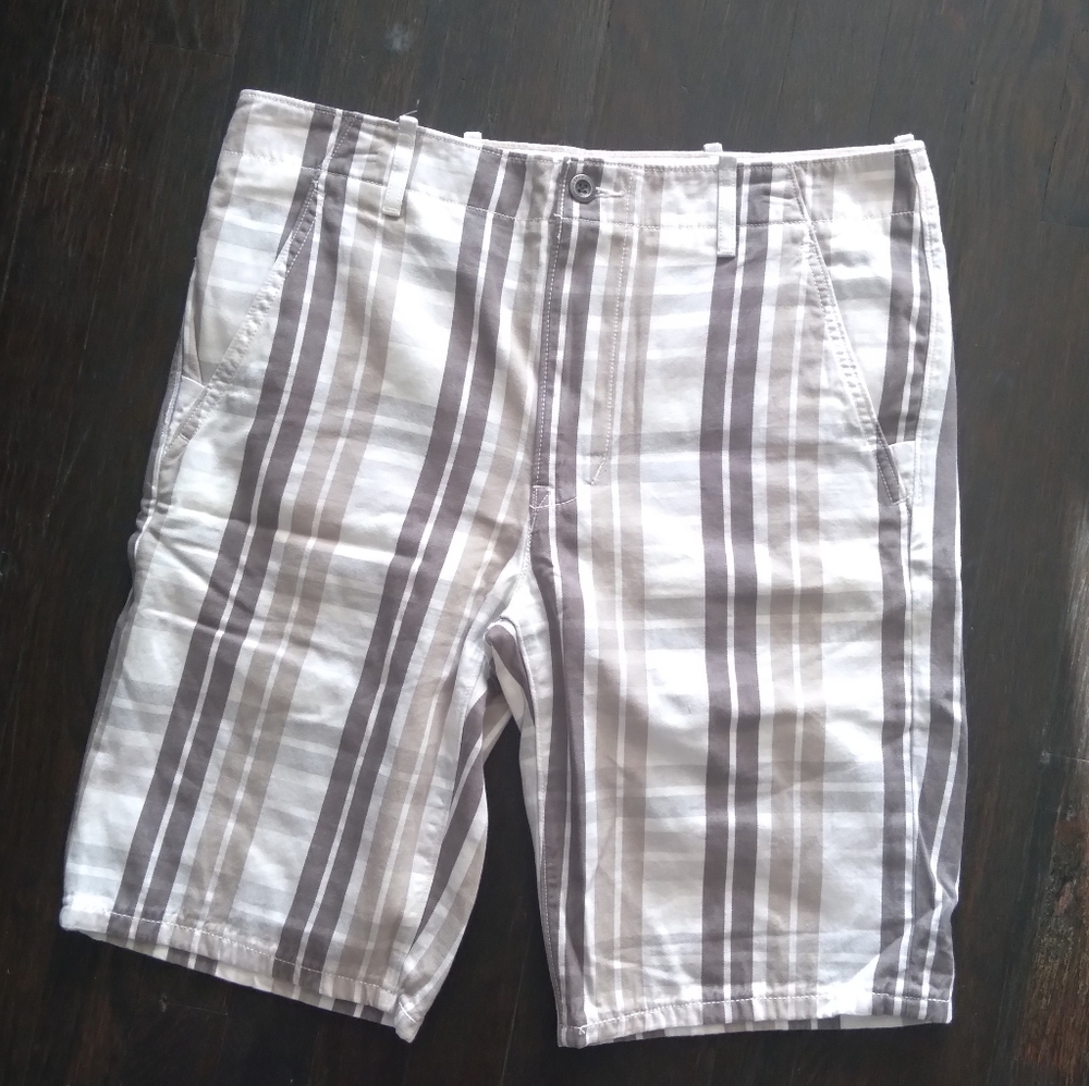 Levi's plaid shorts